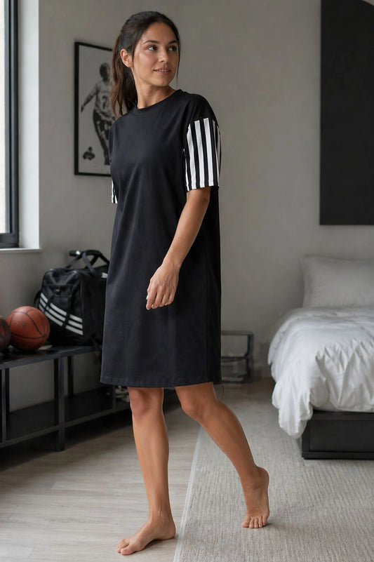Mallory Winston Women Nightdress (Black, White)